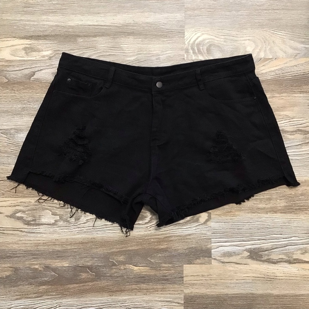 Shein Black High Rise Ripped Distressed Raw Hem Denim Shorts 2XL